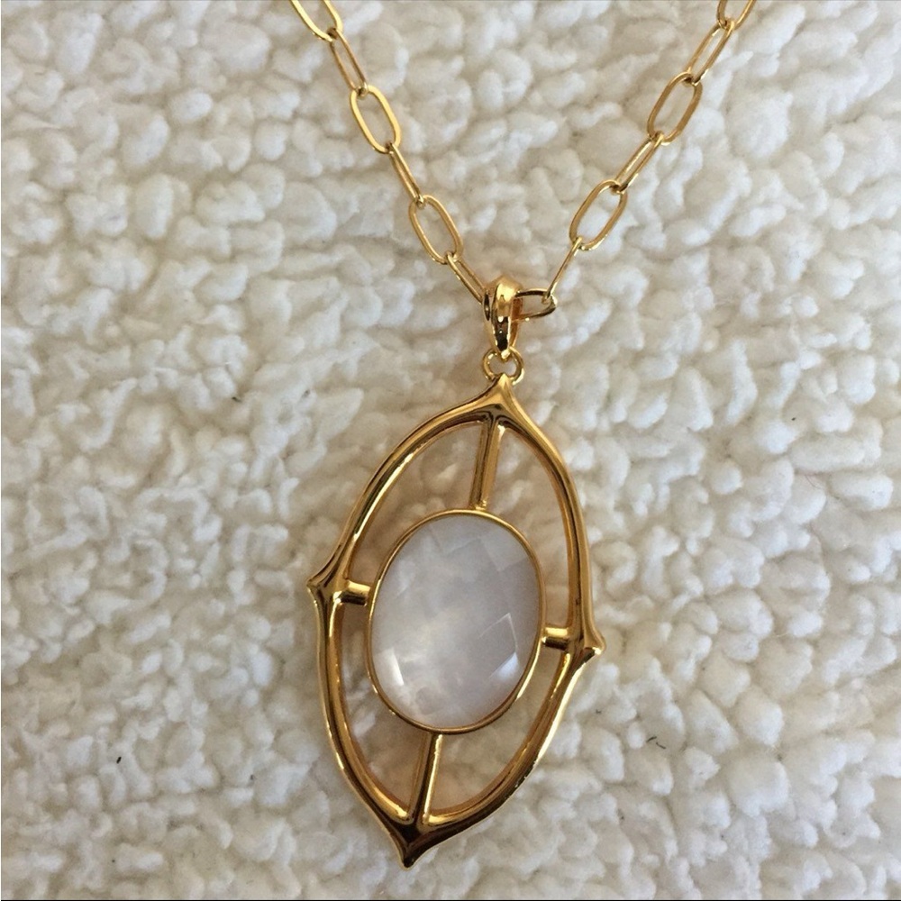 Stella & Dot Elegant Gold Necklace with White Agate Stone Pendant